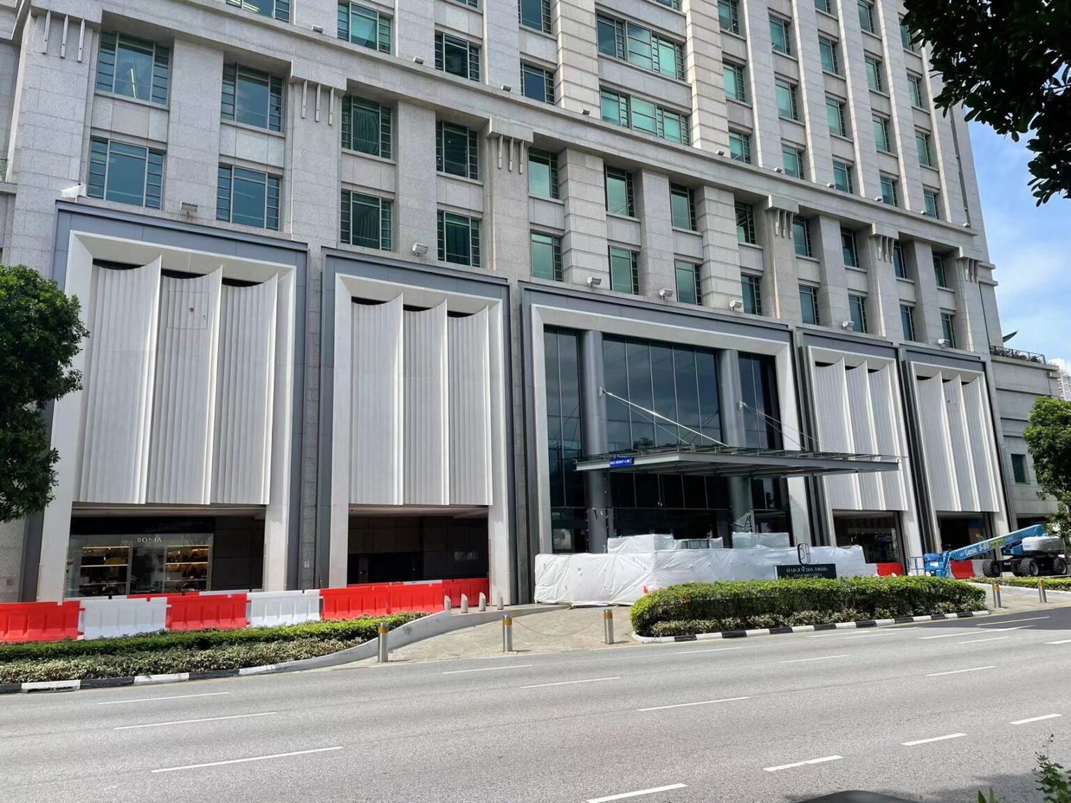 Bugis Junction Tower At Victoria Street - Opai (Singapore) Pte Ltd